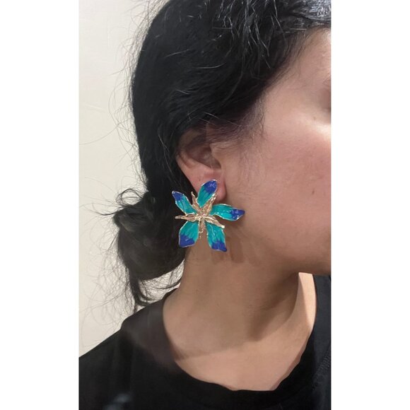 Large Blue earring Flower turquoise sea green royal blue gold oversized Earrings - Picture 3 of 8